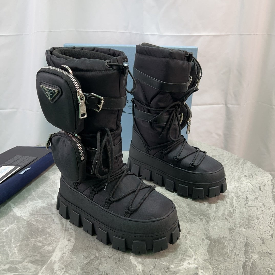 PRA Moon Boots Black With Pouch Recycled Nylon & Cowhide 454736