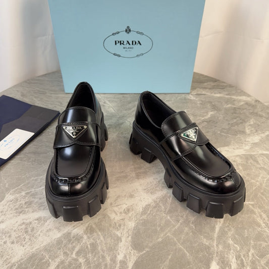 Pra 26s Loafer Black Glossy Leather 635167