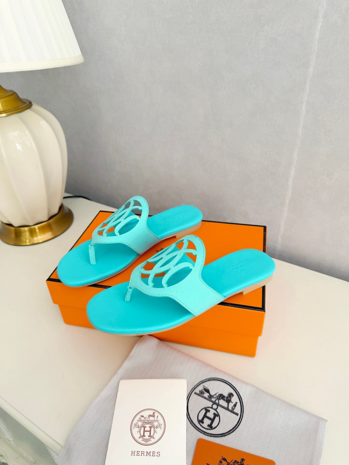 HM 26ss Pig-Nose Slipper Turquoise Leather 605904