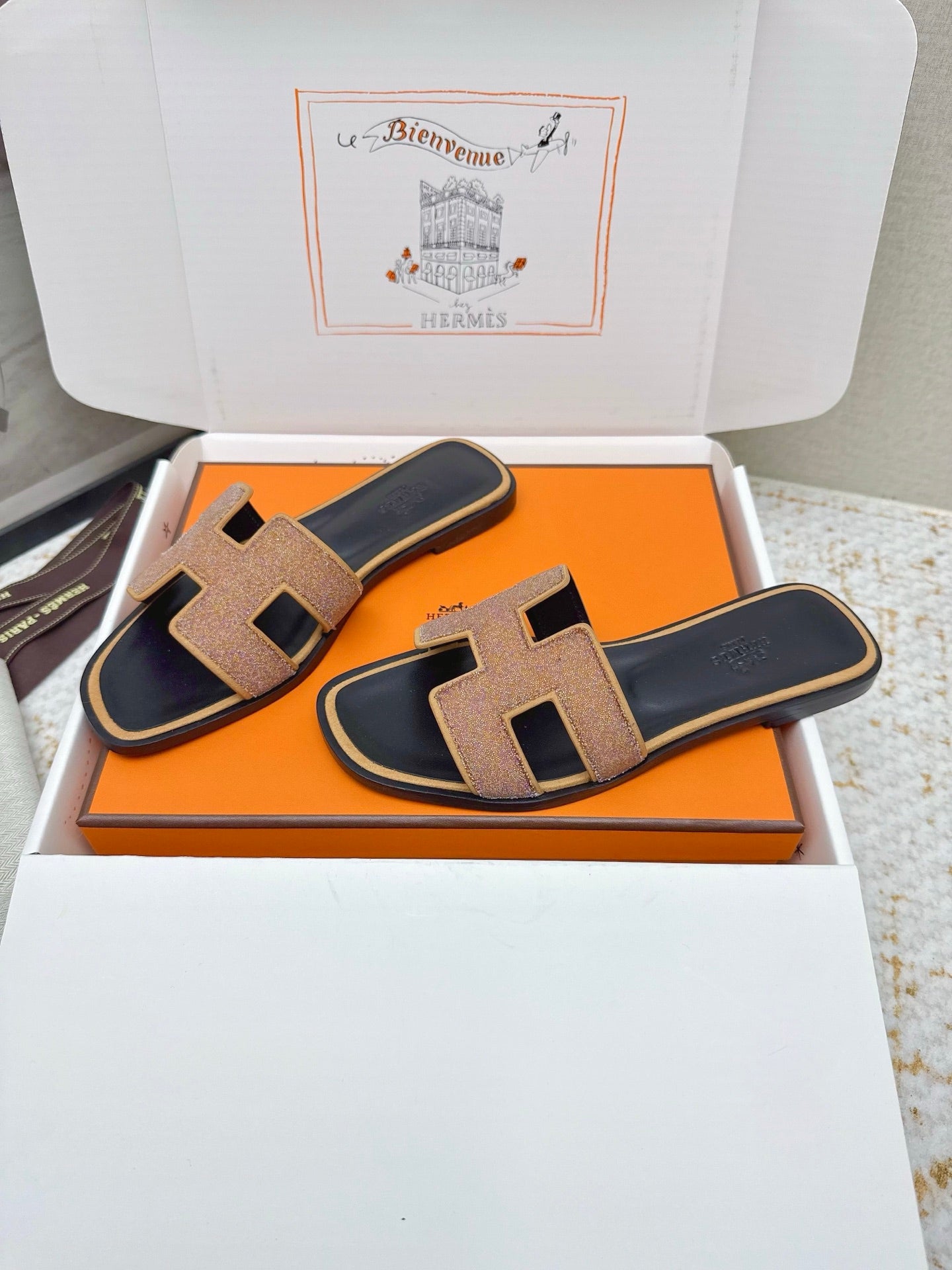 HM 26ss Oran Sandals Rose Bronze Rhinestone Cowhide 625264