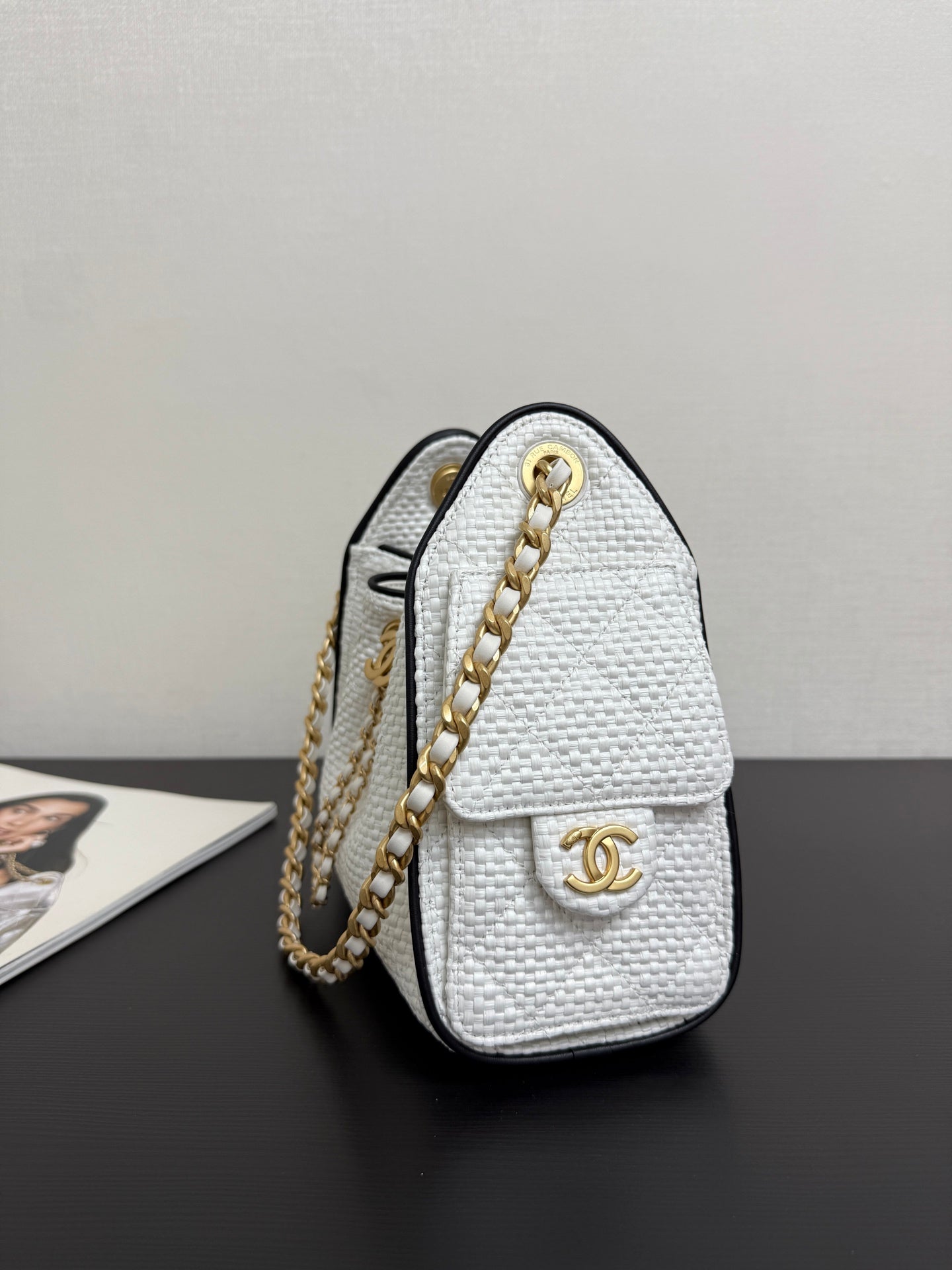 Chanel 2026 Hobo Bag 22cm Woven Leather
