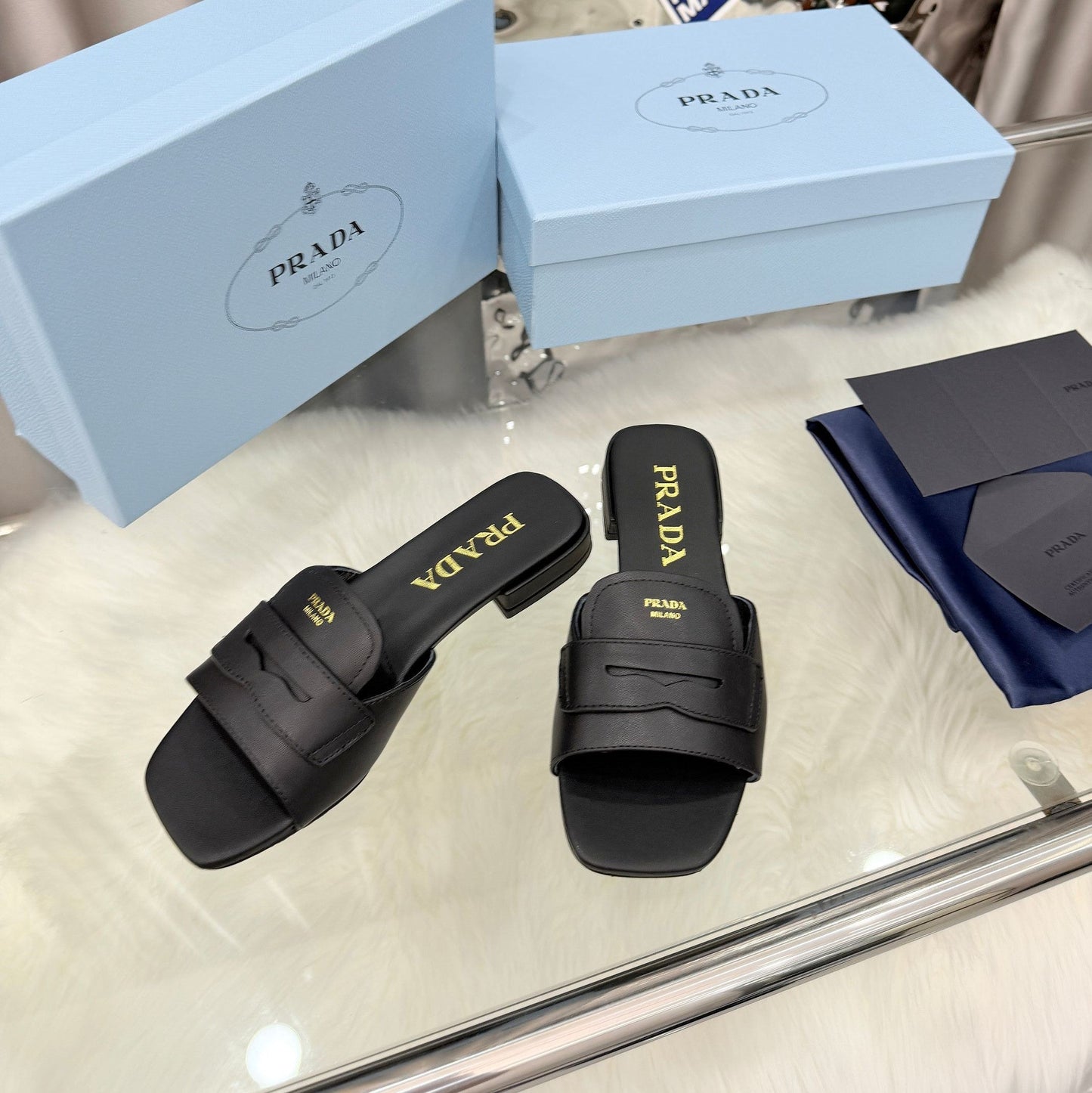 Prada 26SS Sandals 10mm  Black Leather 564171
