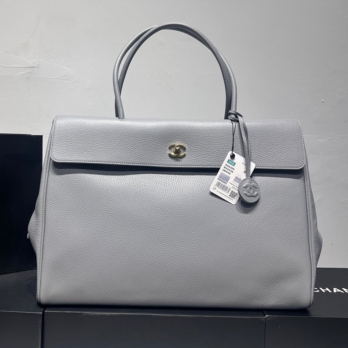 Chanel 2026 Large Shopping Bag 43cm Light Grey Grained Calfskin 363705