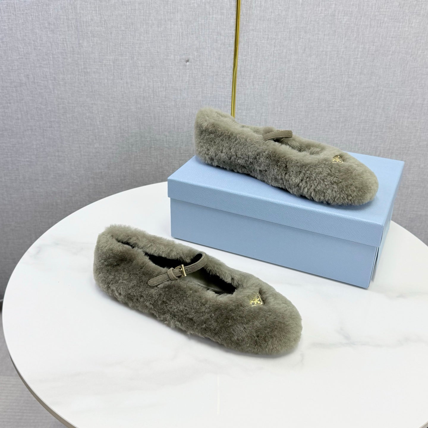 Prada 26s Ballerina Flats Strap With Buckle Olive Fur 973284