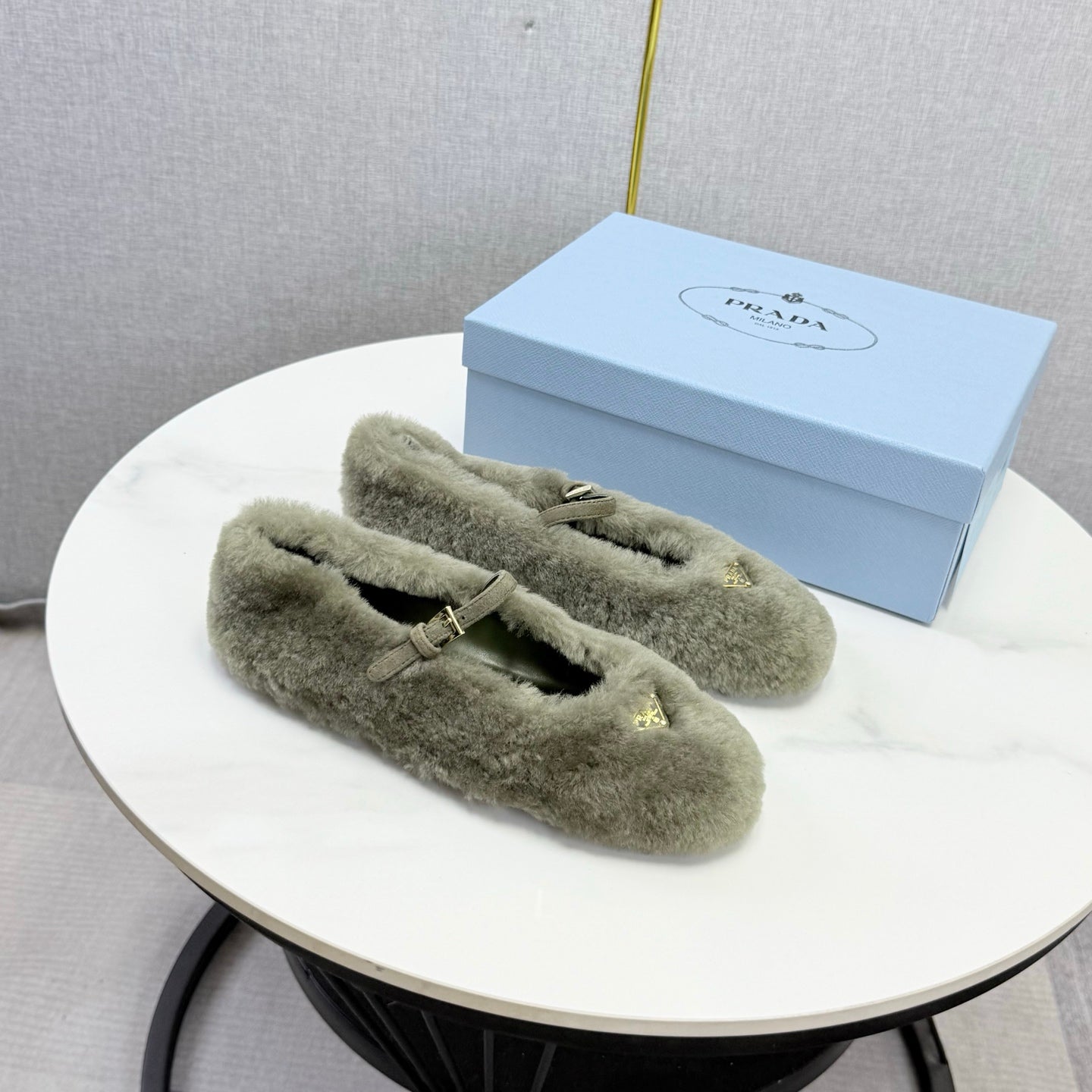 Prada 26s Ballerina Flats Strap With Buckle Olive Fur 973284
