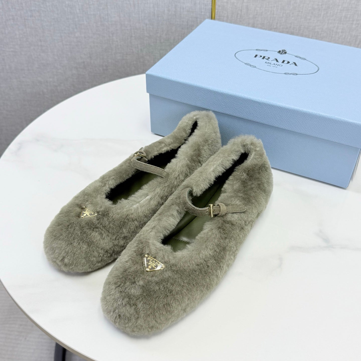 Prada 26s Ballerina Flats Strap With Buckle Olive Fur 973284