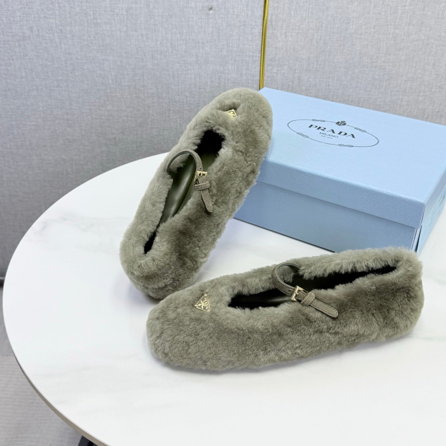 Prada 26s Ballerina Flats Strap With Buckle Olive Fur 973284