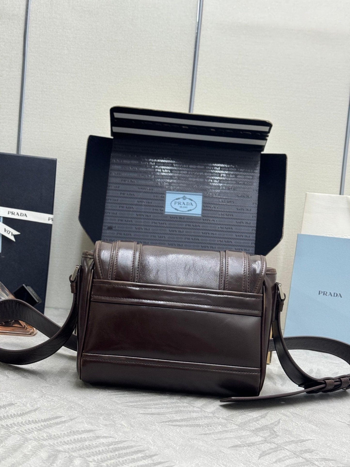 Prada 25AW Men's Saddle Bag 22 Coffee Leather