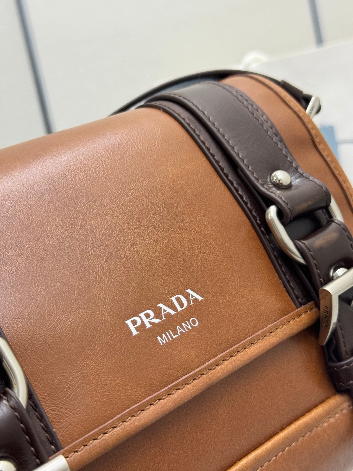 Prada 25AW Men's Saddle Bag 22 Coffee Camel Leather
