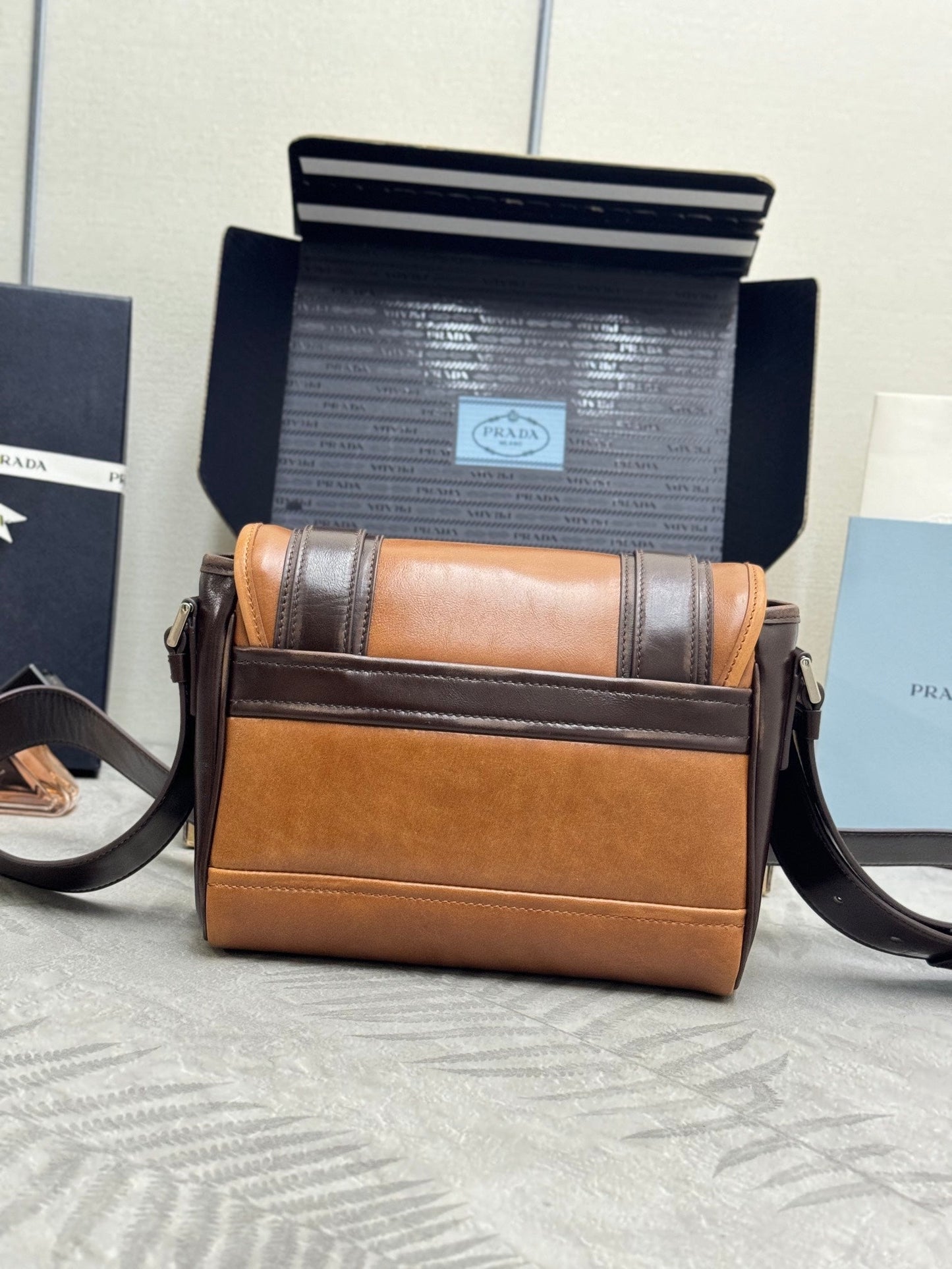 Prada 25AW Men's Saddle Bag 22 Coffee Camel Leather