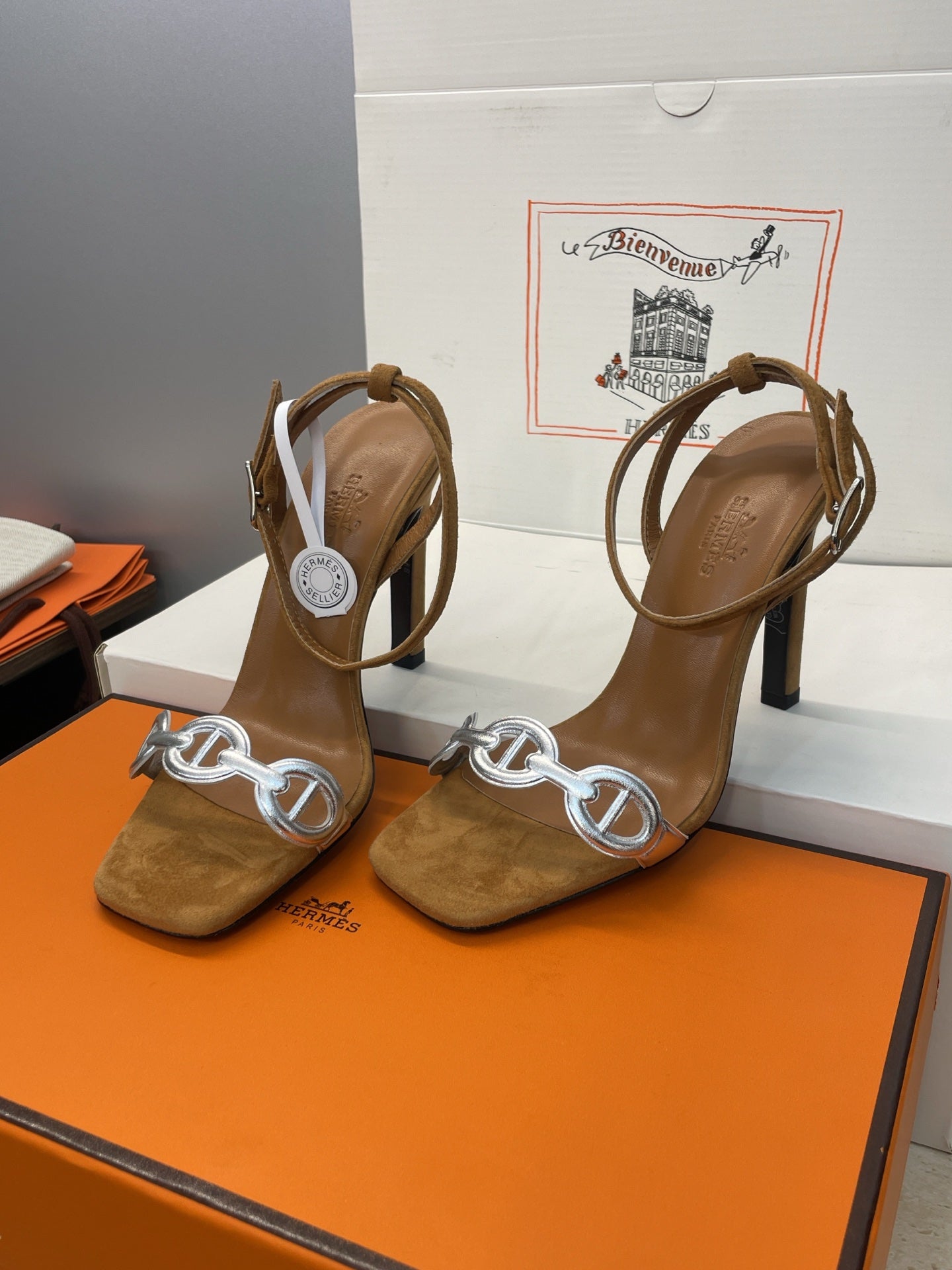 HM 26ss Pig-Nose Sandals 105 Tan Brown Suede Leather 607085