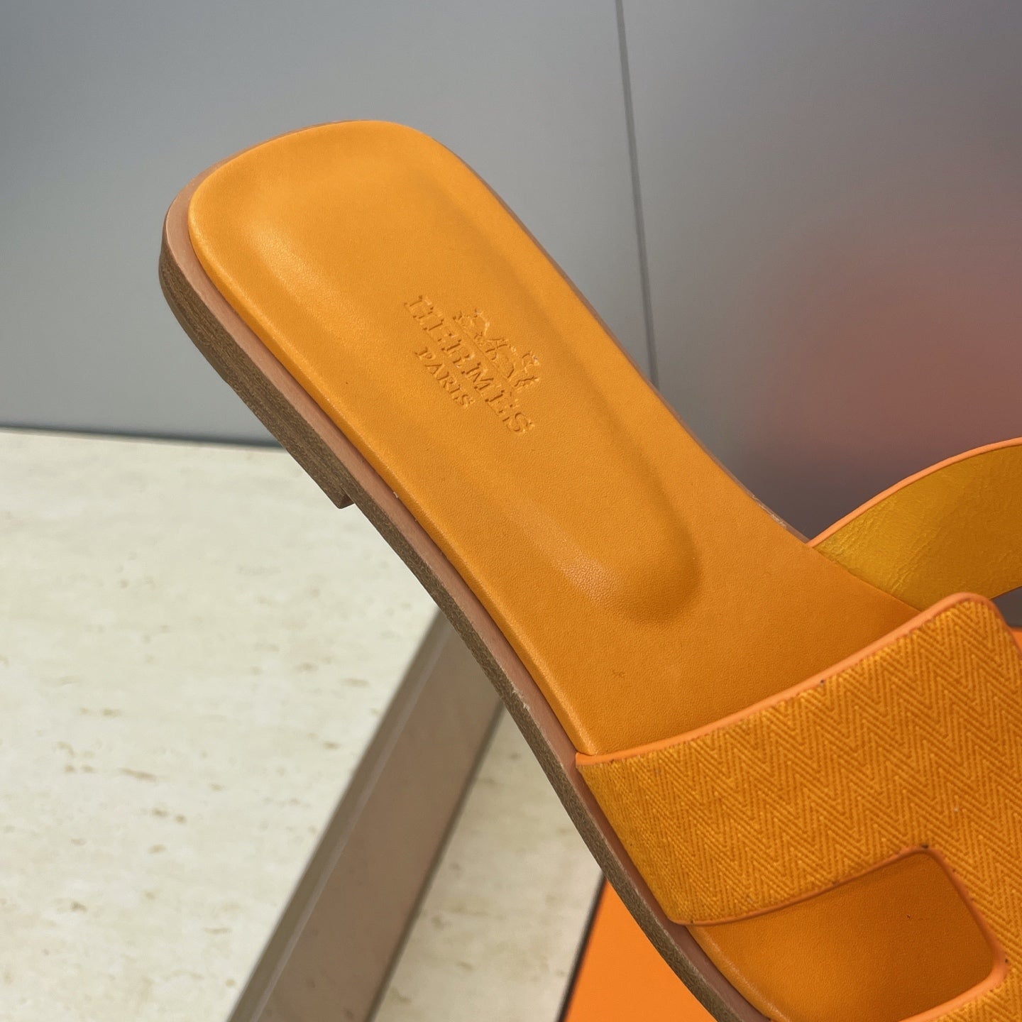 HM 26ss Oran Sandals Orange Calfskin 607234