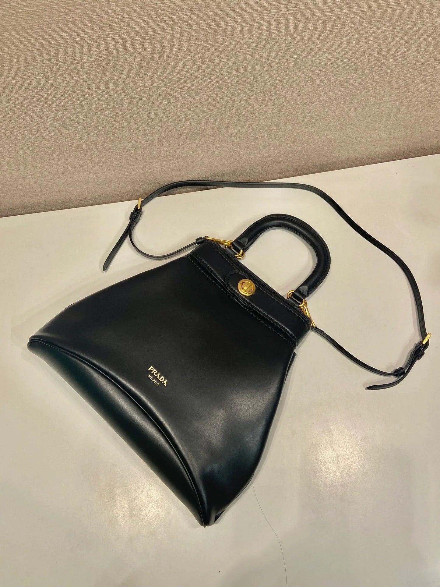 Prada 2026 Etude Tote Bag 31cm Black Calfskin 345464